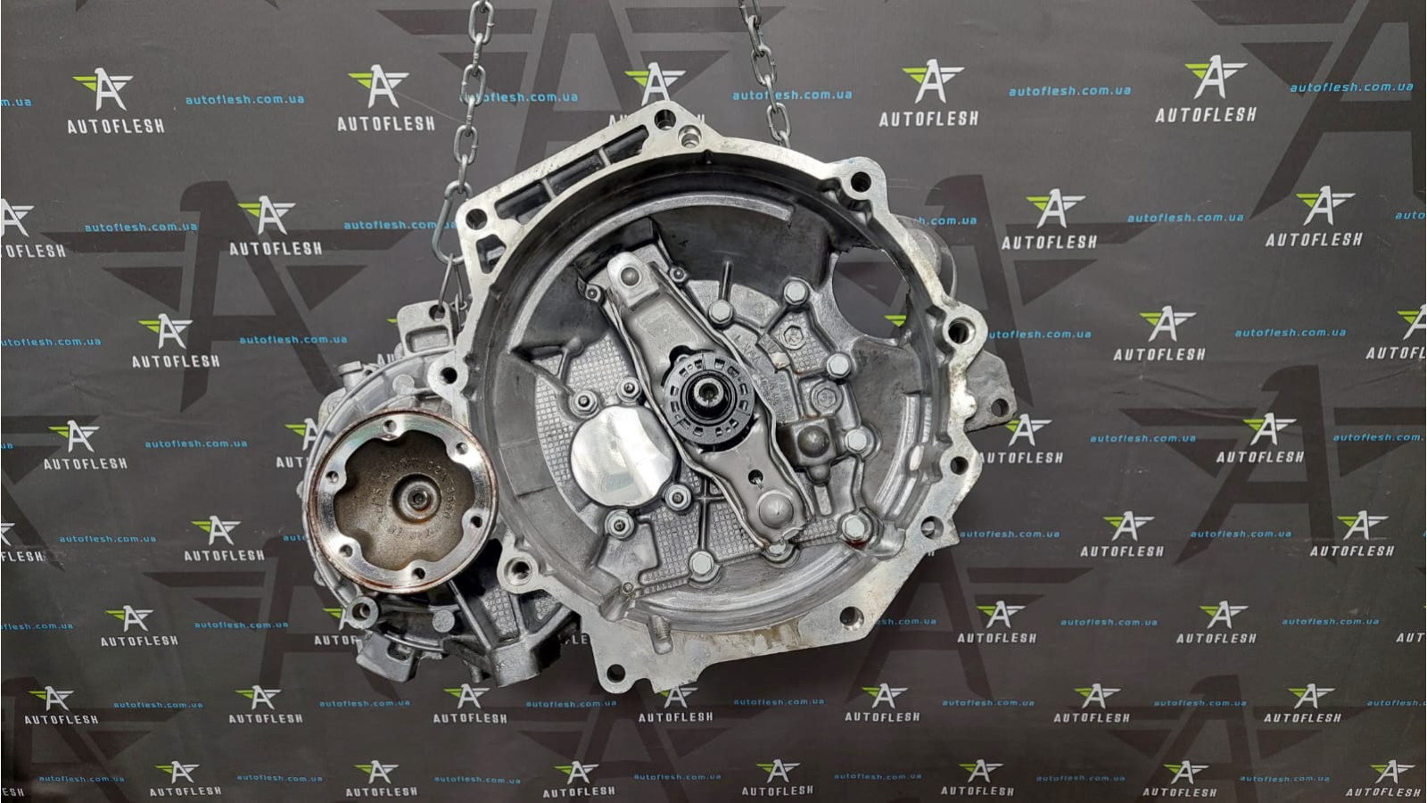 МКПП, коробка передач 1.6 TDI QYB, 0A4300050 Start-Stop 5-ти ступенчатая Audi Seat Skoda Volkswagen бу МКПП, коробка передач 1.6 TDI QYB, 0A4300050 Start-Stop 5-ти ступенчатая Audi Seat Skoda Volkswagen бу